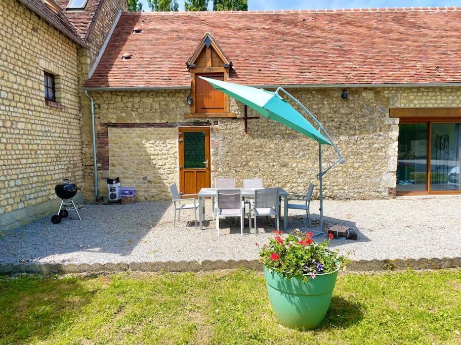 Maison De Campagne Paisible La Mesniere Eksteriør bilde